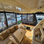 vista general del cockpit de un Alaska 48 en venta en interyachts en barcos de segunda mano